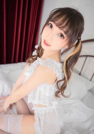 少妇bbbb_BD英语在线视频播放