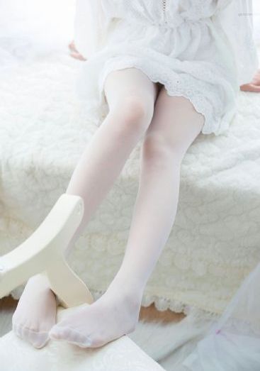 鉴定师免费看片视频软件_十万网红美女美酱
